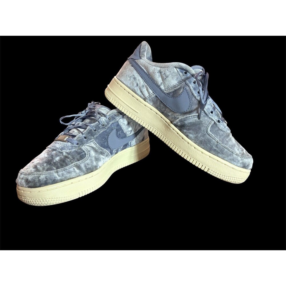 Nike Air Force 1 GS LV8 Dark Sky Blue Velvet Sneakers – Size 5Y / Women’s 7